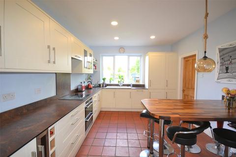 20 Birmingham Road, Alvechurch, Birmingham, B48 7TA