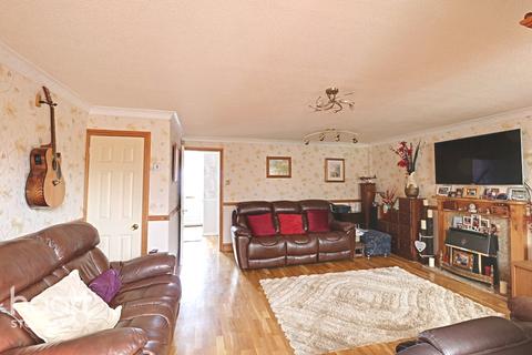 11 Layham Drive, Luton, LU2 9SY