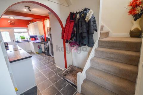 79 Maple Grove, Sheffield, S9 4AQ