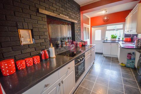 79 Maple Grove, Sheffield, S9 4AQ