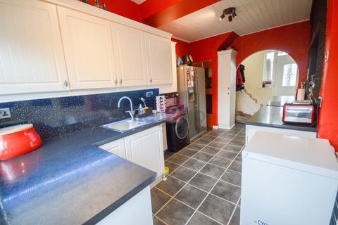 79 Maple Grove, Sheffield, S9 4AQ