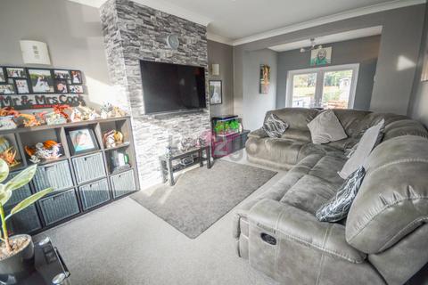 79 Maple Grove, Sheffield, S9 4AQ