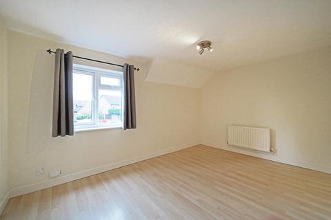 2 bedroom townhouse to rent, Hertford Way, Knowle