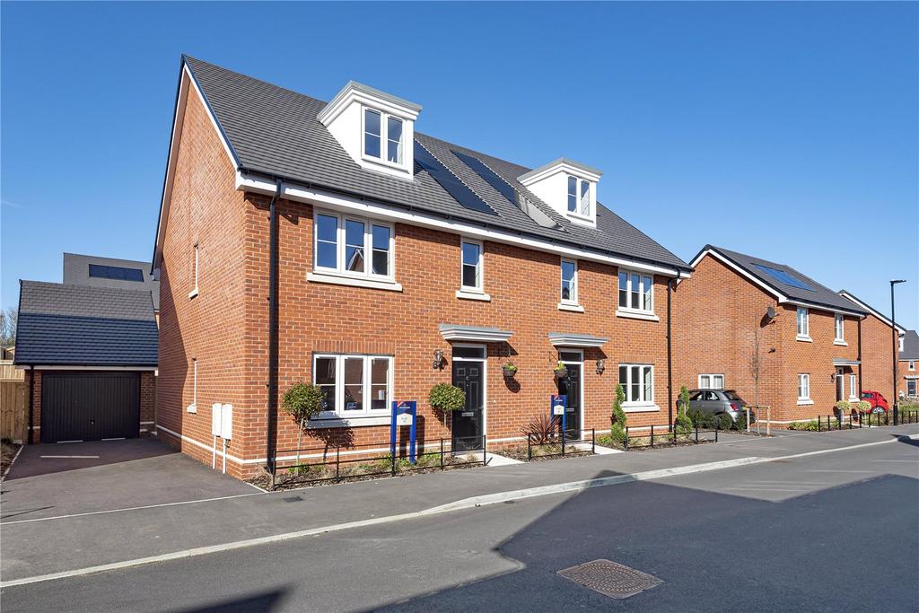 Stoneham Lane, Eastleigh, Hampshire, SO53 4 bed semidetached house £