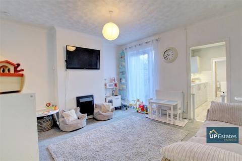 137 Tunnel Road, Galley Common, Nuneaton, CV10 9NW