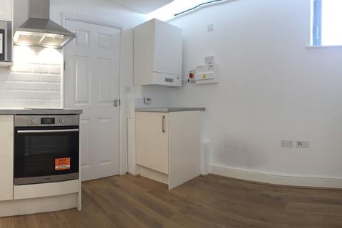 Studio to rent, Wigham House, 16-30 Wakering Road, Barking, IG11
