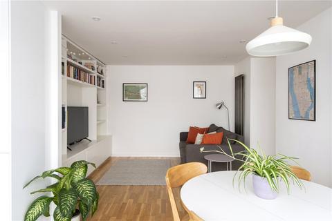 1 bedroom apartment to rent - Barrhill Road, London, SW2
