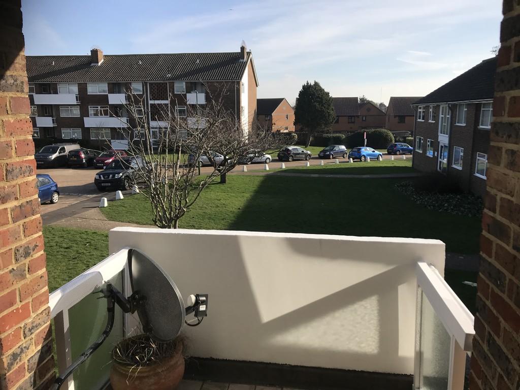 Rosslyn Court, Shoreham by Sea 2 bed flat £1,100 pcm (£254 pw)