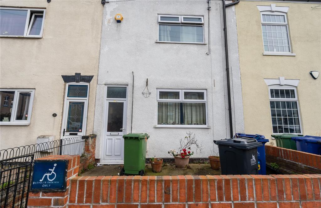 Heneage Road, Grimsby, DN32 3 bed terraced house for sale £58,000