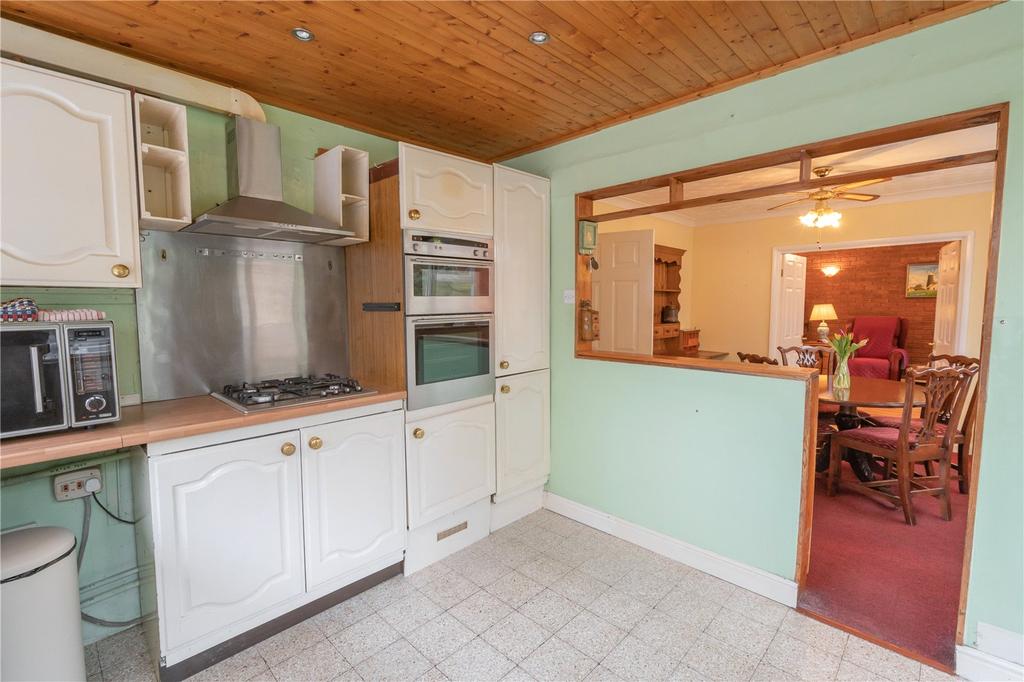 Kitchen (2)