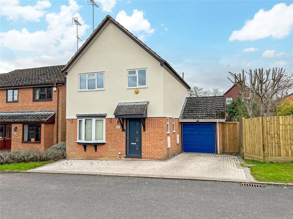 Highworth Way, Tilehurst, Reading, RG31 3 bed detached house - £500,000