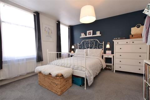 7 Wilton Grove, Leeds, LS6 4ES
