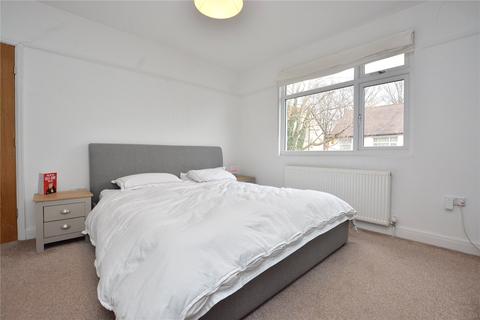 4 Buckingham Avenue, Headingley, Leeds, LS6 1DJ