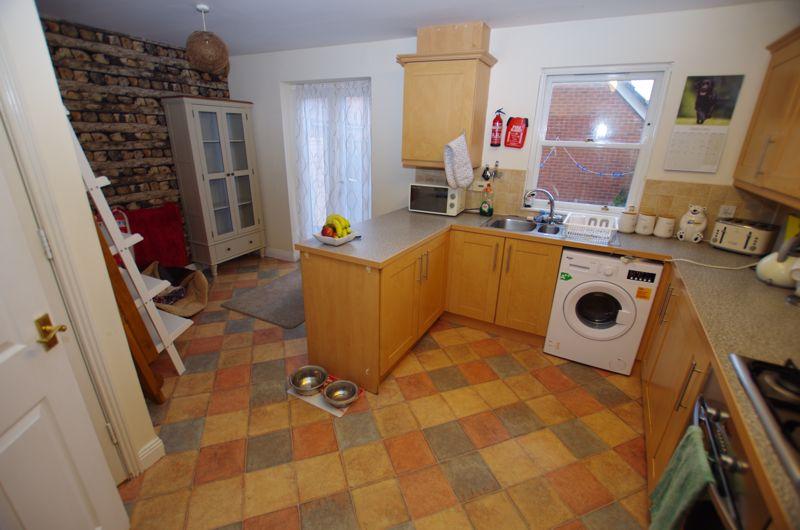 Longridge Way, WESTON VILLAGE 4 bed terraced house £265,000