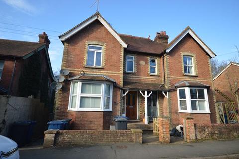 32a Kings Road, Haslemere, GU27 2QG