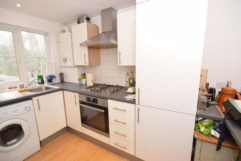 32a Kings Road, Haslemere, GU27 2QG
