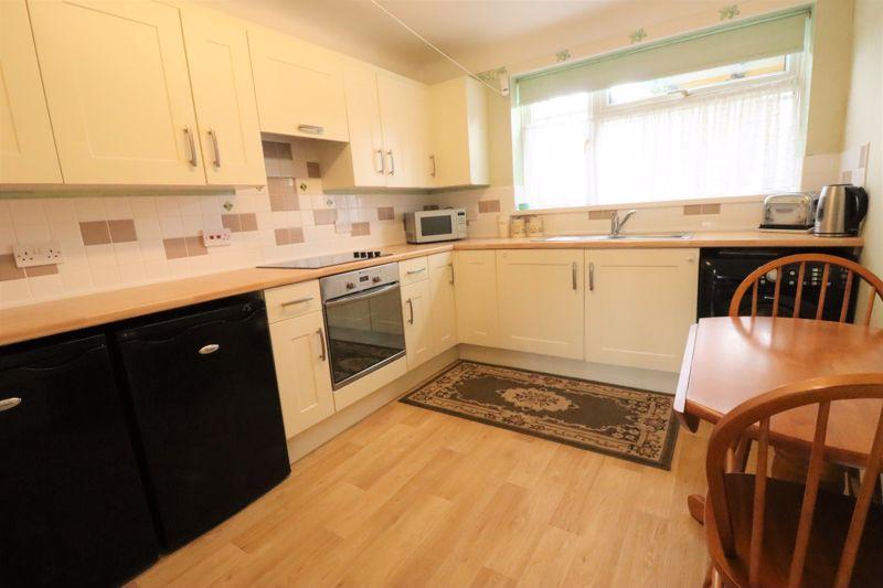 Shalem Court, Bebington 2 bed apartment £115,000