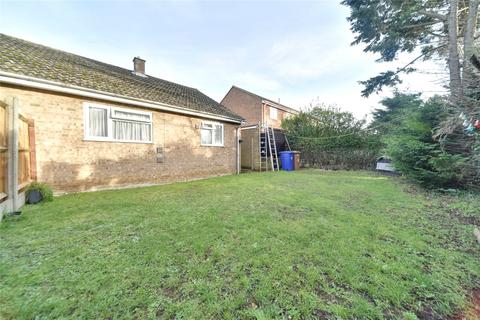 58 Blackbird Road, Beck Row, Bury St Edmunds, IP28 8HL