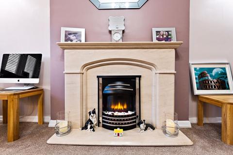 4 Blakeney Drive, Luton, LU2 7AL