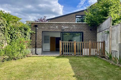 3 bedroom semi-detached house for sale, The Green Claygate