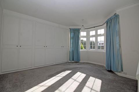 108 Old Farleigh Road, South Croydon, CR2 8QE