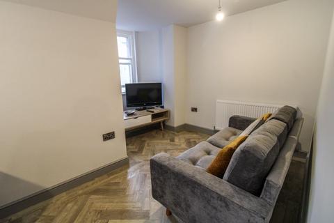1 bedroom apartment to rent, Long Row, Nottingham, NG1 2DH
