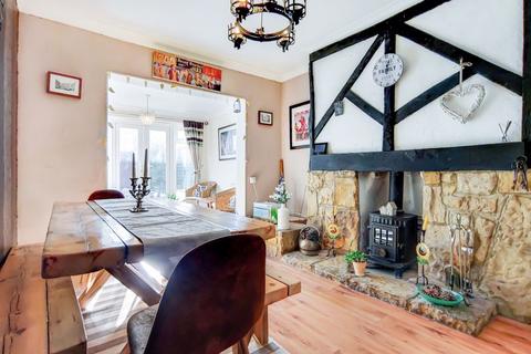 95 Alderton Road, Woodside, Croydon, CR0 6HL