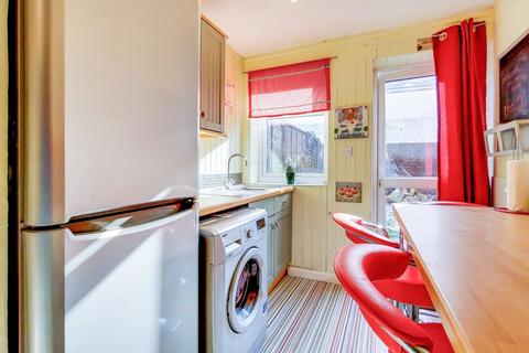 95 Alderton Road, Woodside, Croydon, CR0 6HL