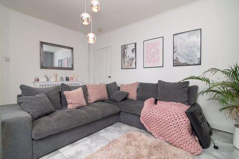 219 Parkfield Road, Wolverhampton, WV4 6ER