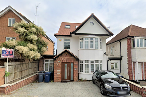 4 bedroom flat to rent, GREAT NORTH WAY, HENDON, NW4 1PP