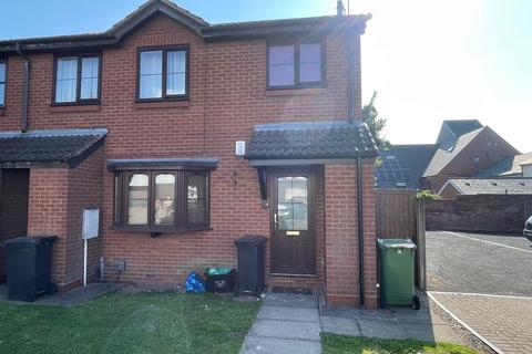 1 bedroom apartment to rent, AMBLECOTE - Hill Street