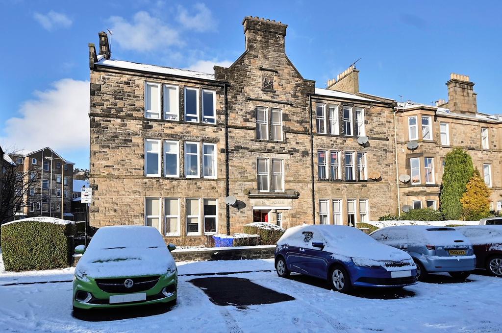 Wallace Street, Stirling, FK8 2 bed flat £170,000