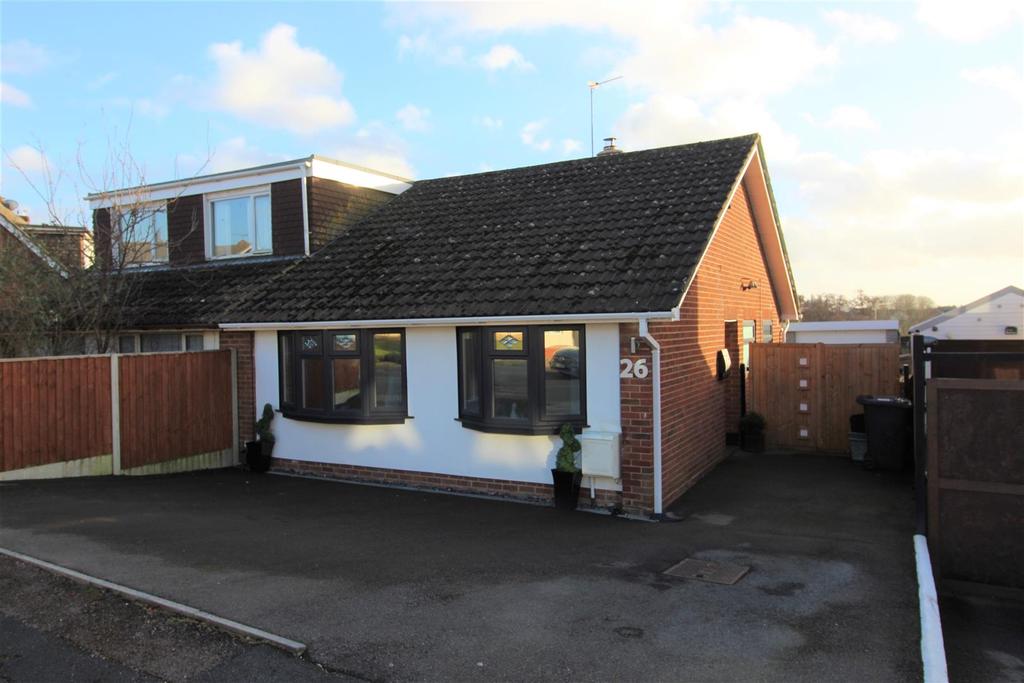 Thoresby Avenue, Tuffley, Gloucester 2 bed semidetached bungalow £