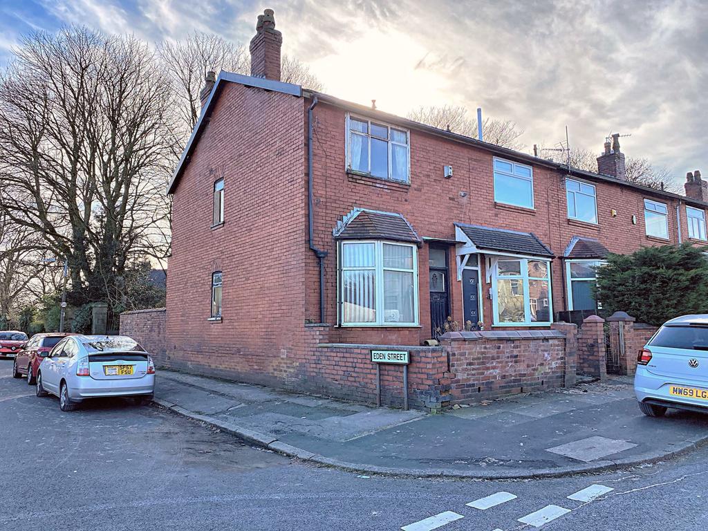 Thorns Road, Bolton, BL1 3 bed end of terrace house £85,000