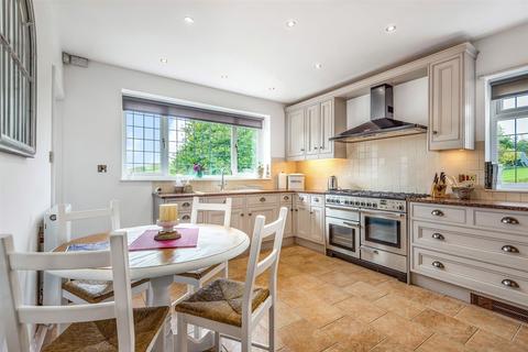 Oakwood Sterridge Valley, Berrynarbor, Ilfracombe, EX34 9TB