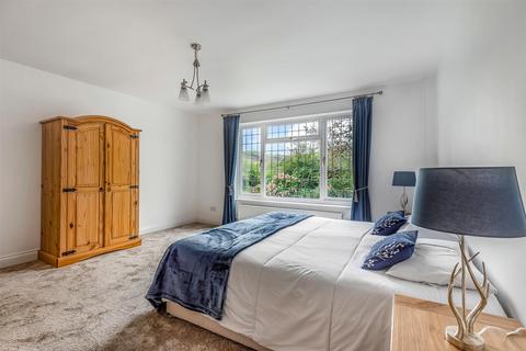 Oakwood Sterridge Valley, Berrynarbor, Ilfracombe, EX34 9TB