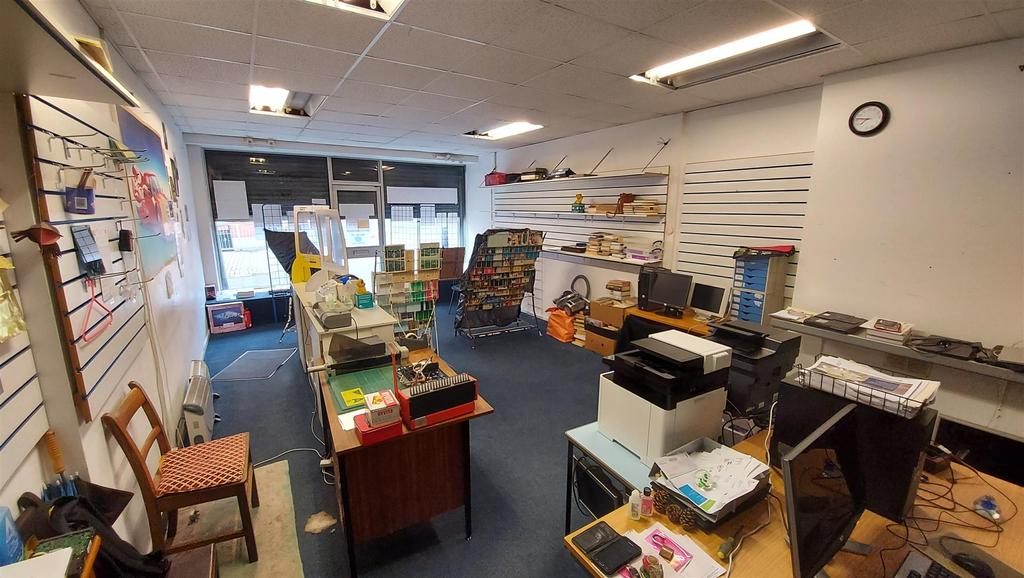 Showroom/Shop