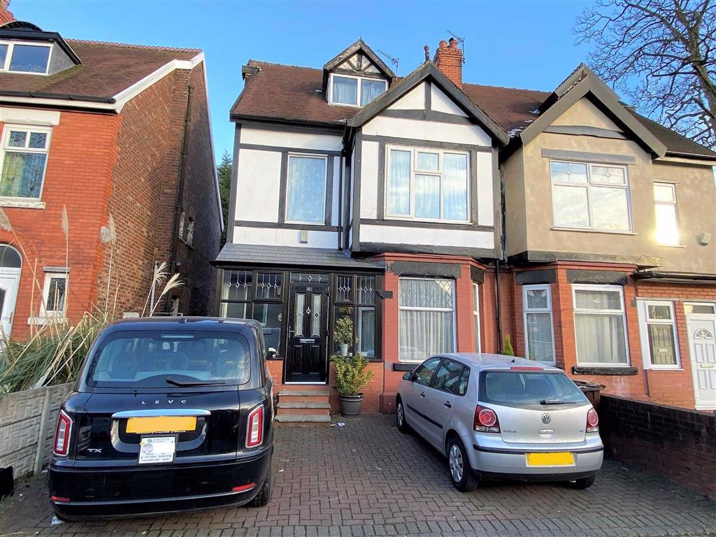Burnage Lane, Burnage, Manchester, M19 5 bed semidetached house £350,000